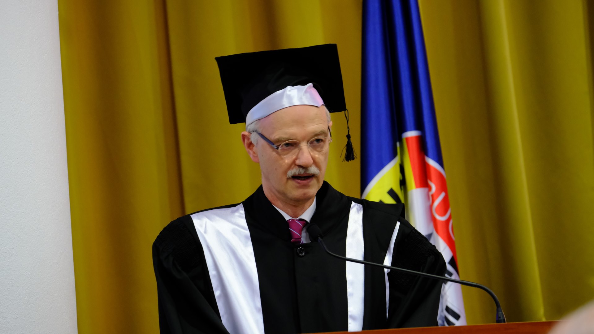 UPB a acordat titlul academic Doctor Honoris Causa domnului profesor dr. Hans Jürgen Prömel